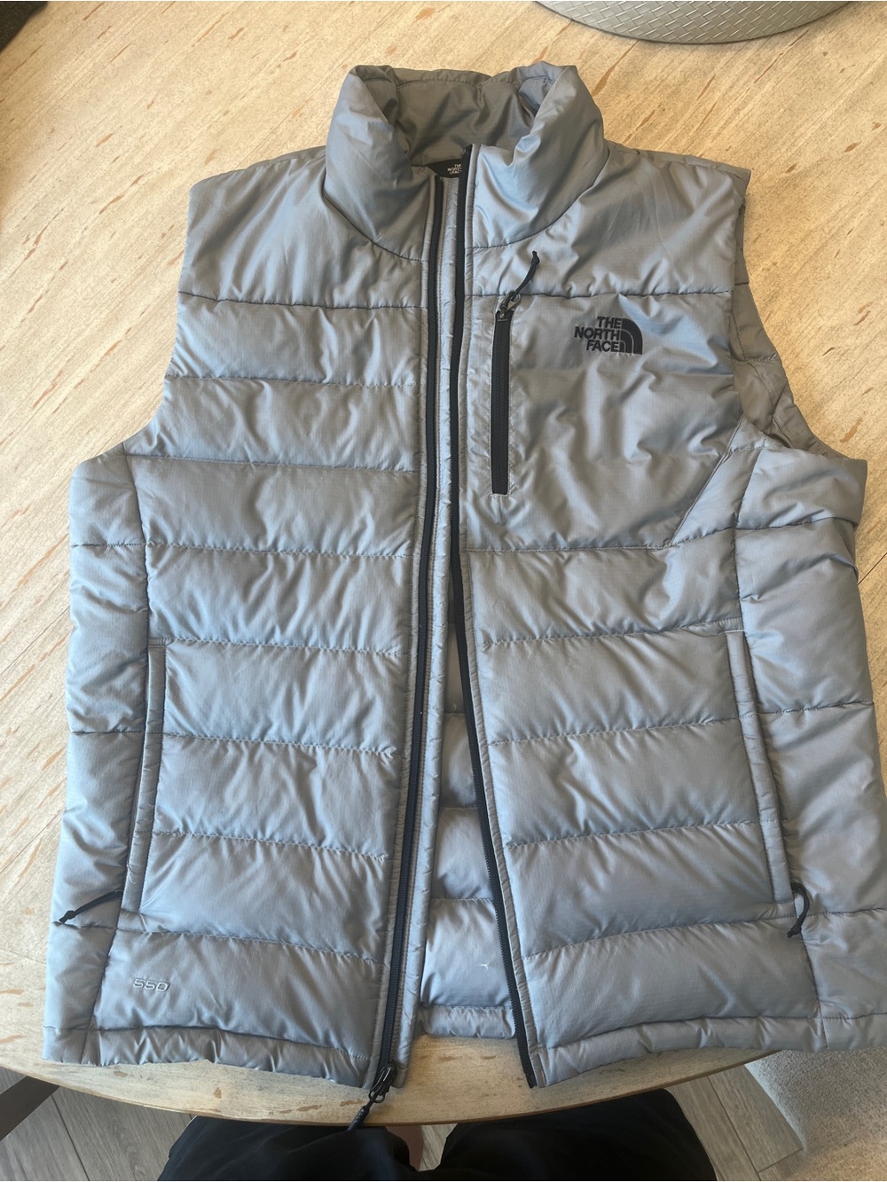 The North Face Men's Light Gray Quilted Insulated Vest